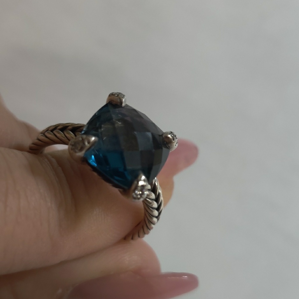 DAVID YURMAN Chatelaine Ring with Hampton Blue Top